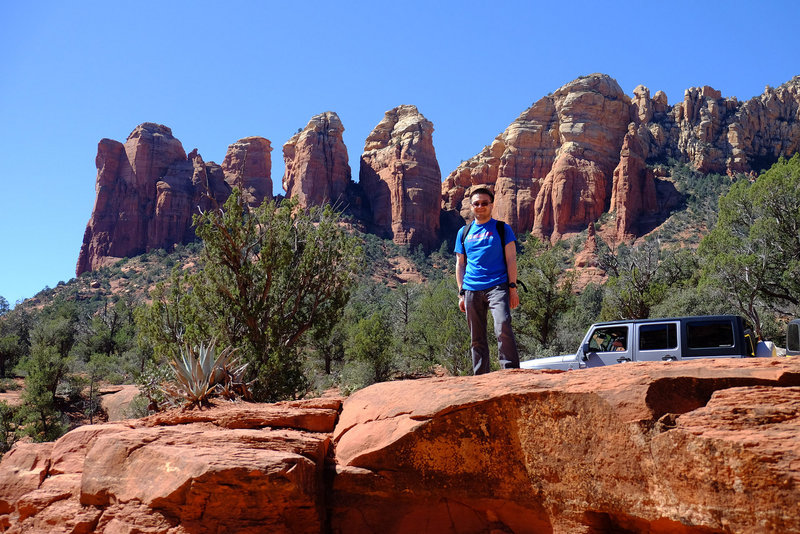 Some cool rock formations near the Teacup Trail