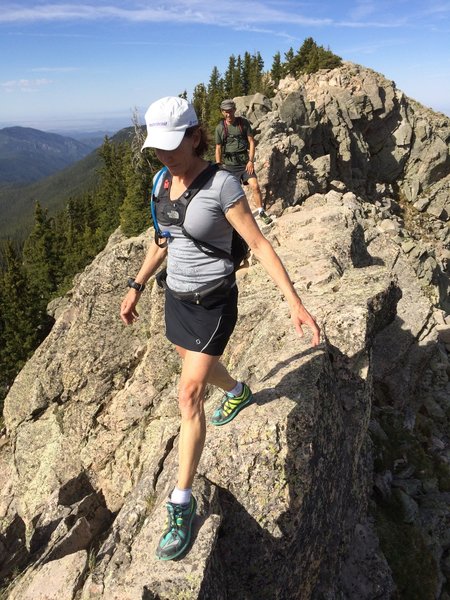 A narrow section of the traverse to Lake Peak.