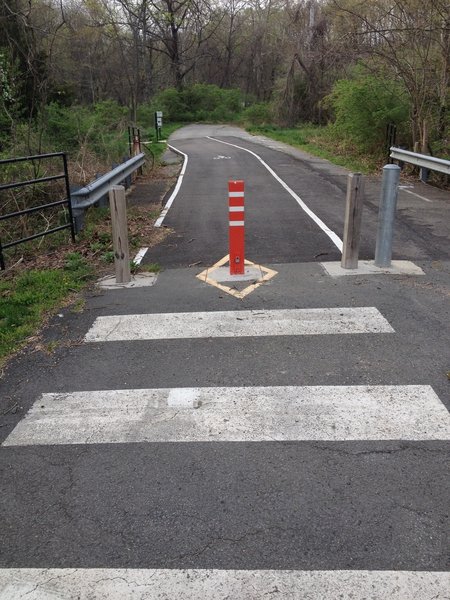 Starting location for the Burke VRE Trail at Burke Village II Shopping Center