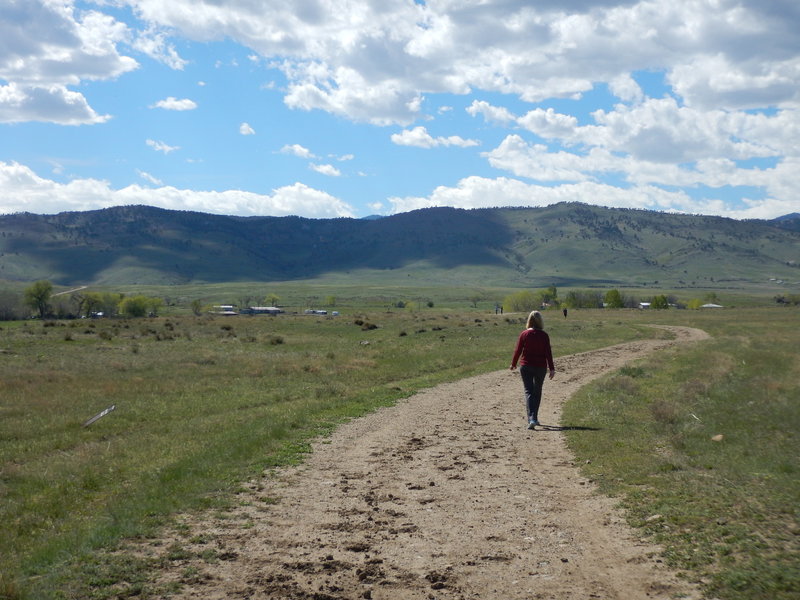 Hiking on the Boulder Valley Ranch network of trails