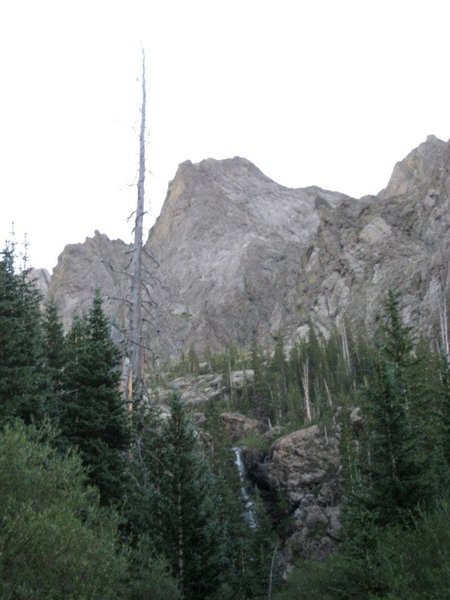 Approaching the headwall on the way to Willow Lake.