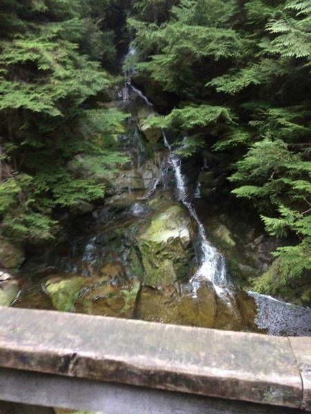 Lower waterfall on Brothers Creek