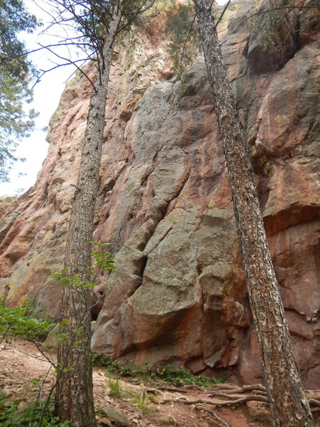 Good rock climbing on the Amphitheater