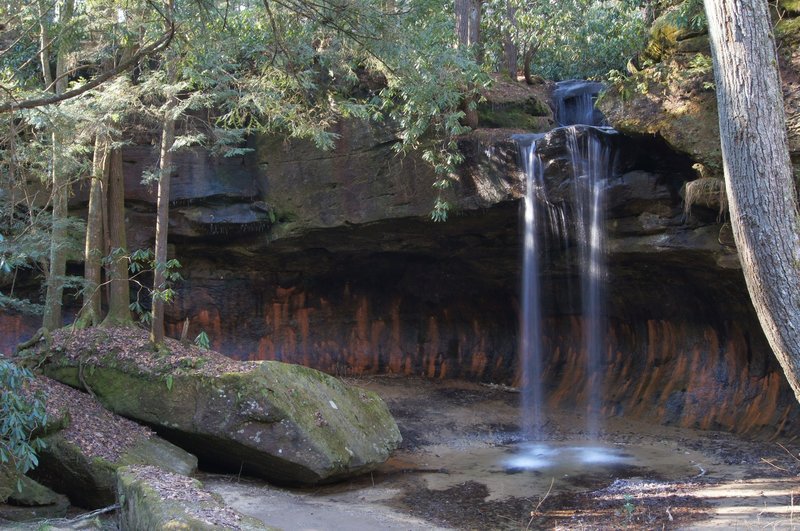 An unnamed waterfall below the trail on Swift Camp Creek