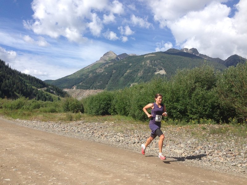 Stevie Kremer lays the hammer down en route to a sizzling CR of 1:55:27 at 2015 Kendall Mountain Run.