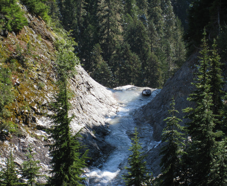 Looking down at Comet Falls (photo by Brewbooks)