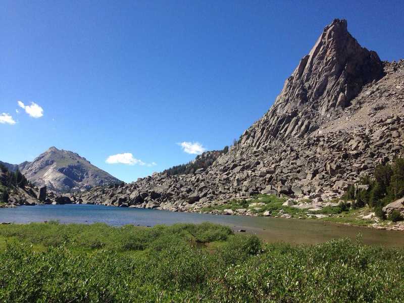 A view of Sundance Pinnacle and North Lake (Lake 10105)