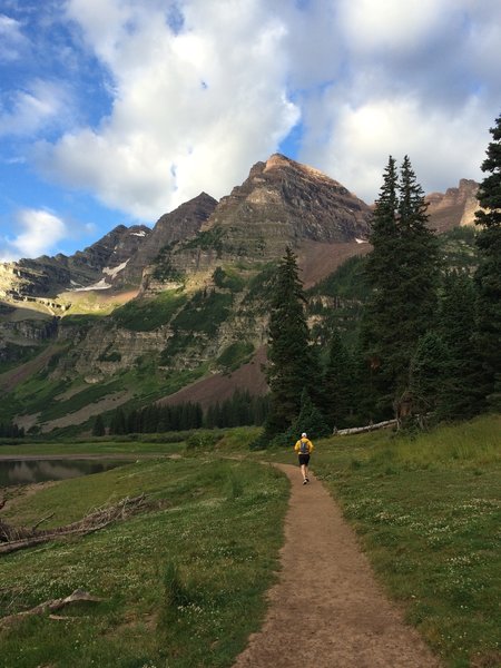 Beautiful Maroon Peak running past Crater Lake.