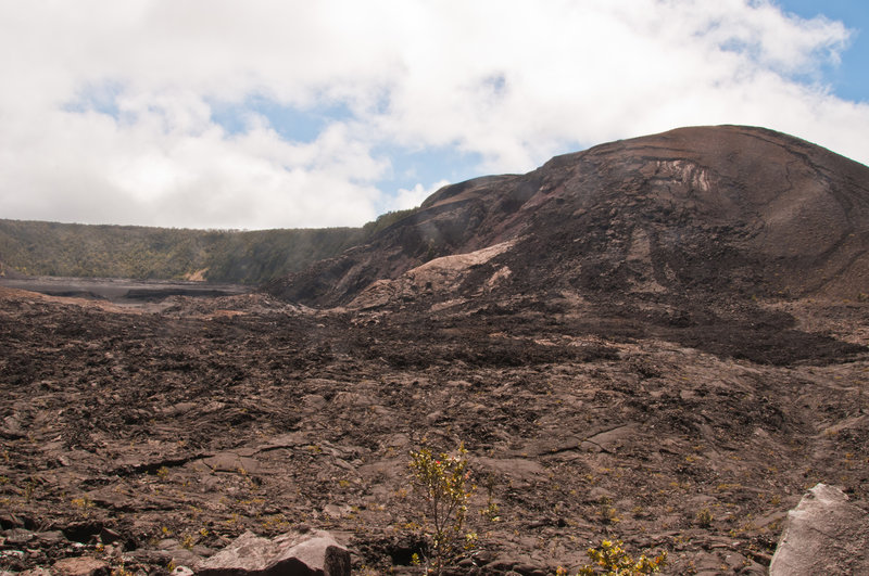 Pu'u Pua'i from the Kileauea Iki Trail