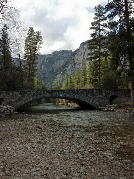 Remember those good ol' times when skipping rocks was the only entertainment needed? Well here's the arcade. The Merced River winds away through the Yosemite Valley floor.