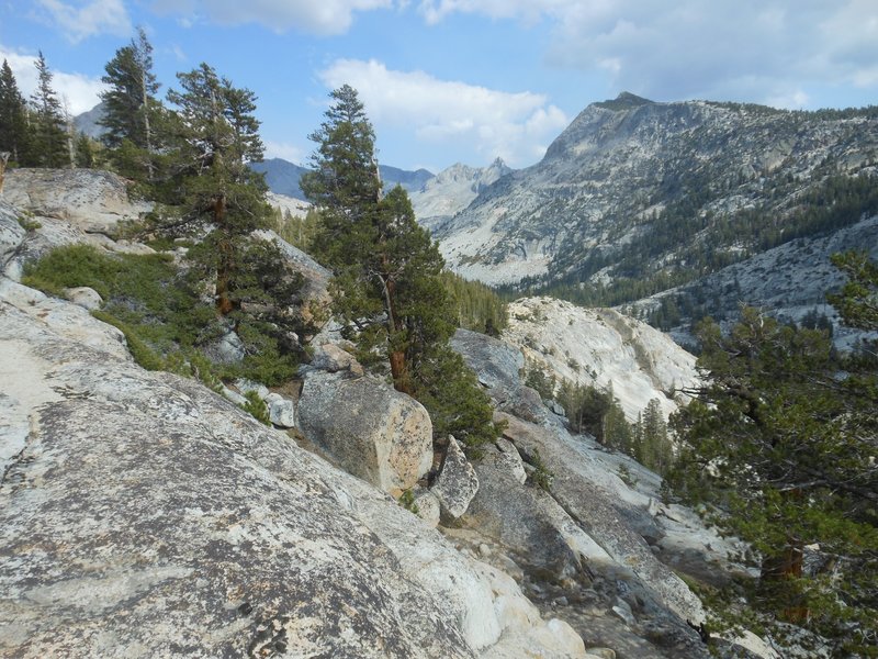 Merced River Shelf Hiking Trail, Yosemite Valley, California