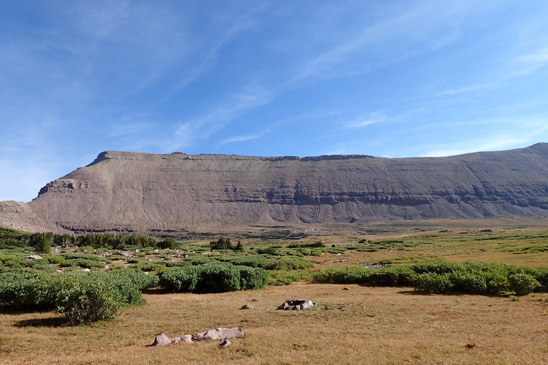 View across Painters Basin towards Gunsight Peak. Gunisight Pass is on the left.