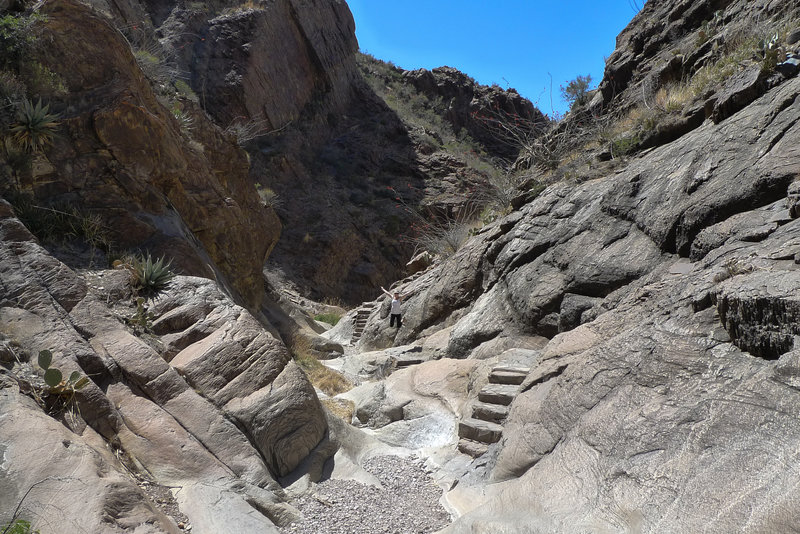 The Window Trail heading to the main event includes really neat built in steps making this hike fun to crawl over.