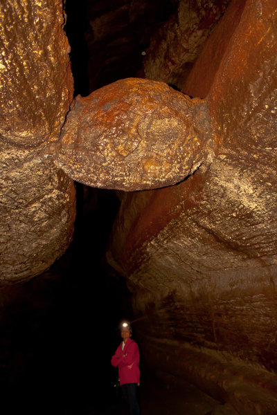Ape Cave Lava Tube: Beneath the famous Meat Ball