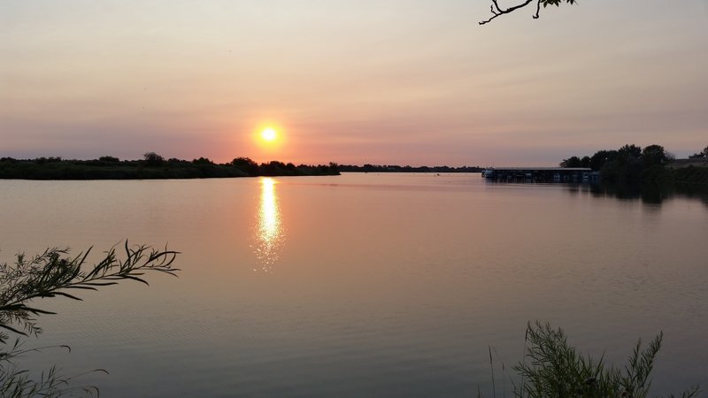 Sunrise looking downriver along the Columbia from the causeway to Bateman Island.