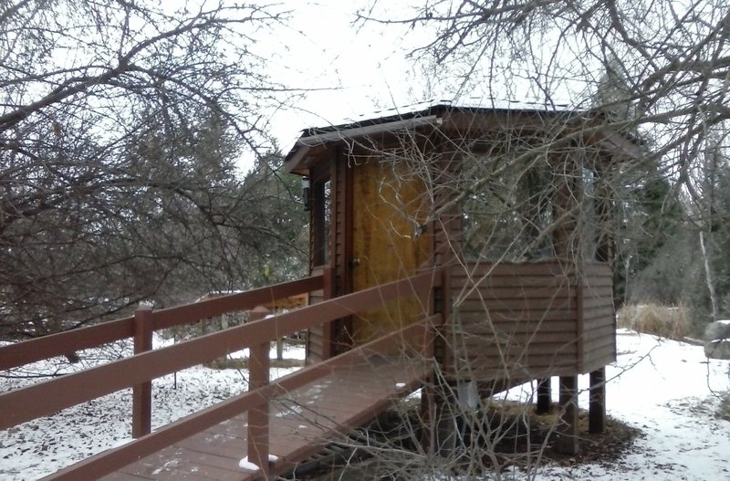 The bird viewing shelter.
