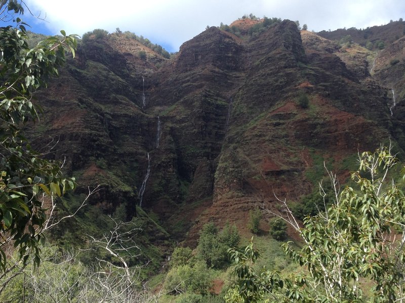 Small waterfalls on the cliffs to the left as you are hiking down