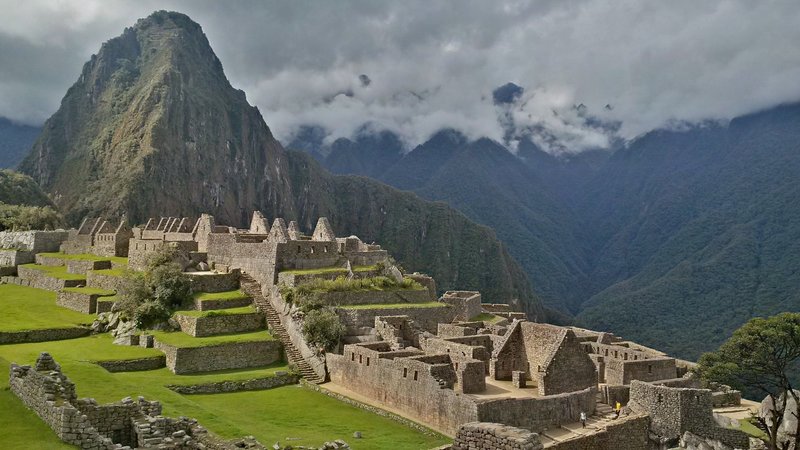 Another view of the ruins.