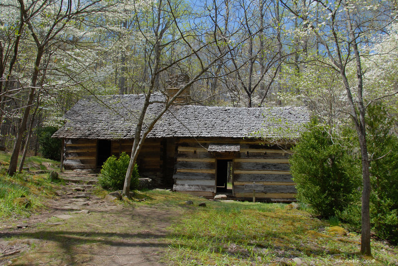 Old cabin on the Porters Creek Trail.