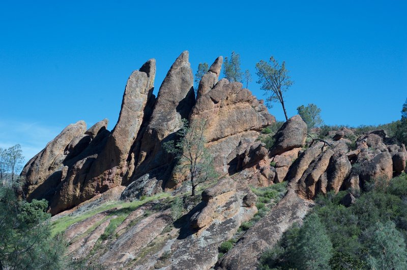 There are lots of views along the trail.