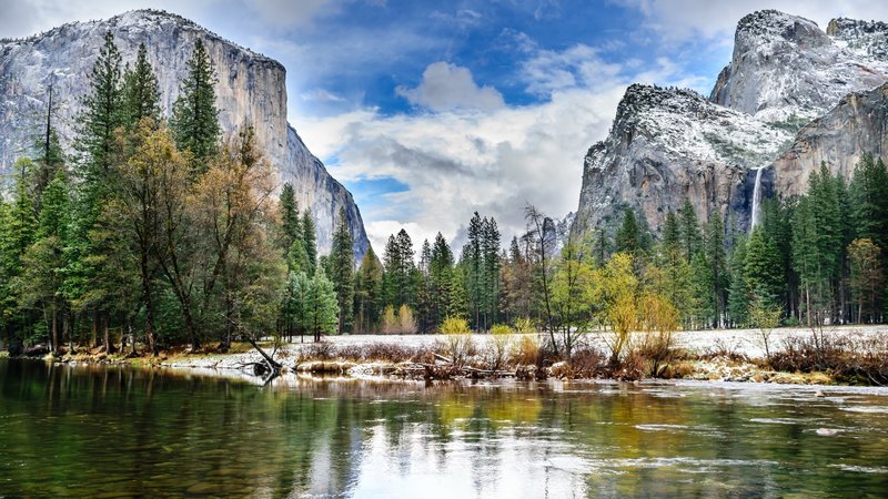 Yosemite Valley April 2015 snow storm.