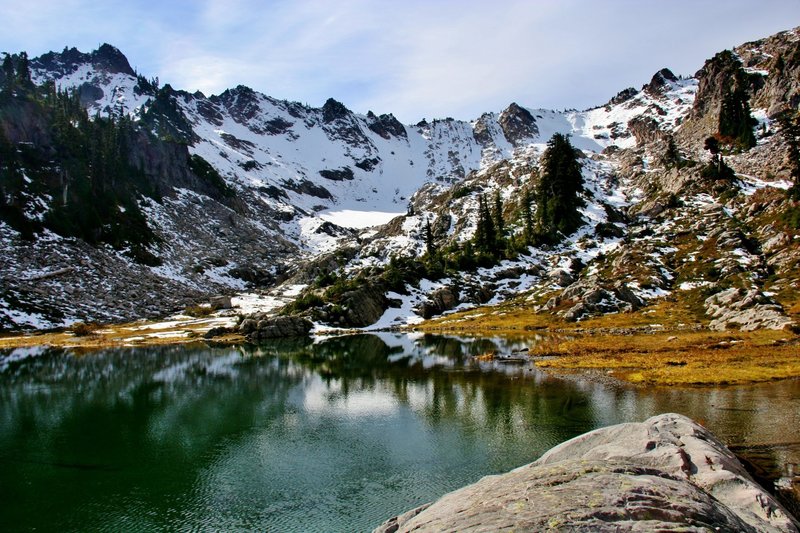 The always gorgeous view of Lake of the Angles and Mt Skokomish