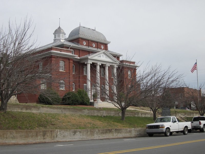 Danbury Courthouse on MST Segment 8. Photo by Sharon McCarthy.