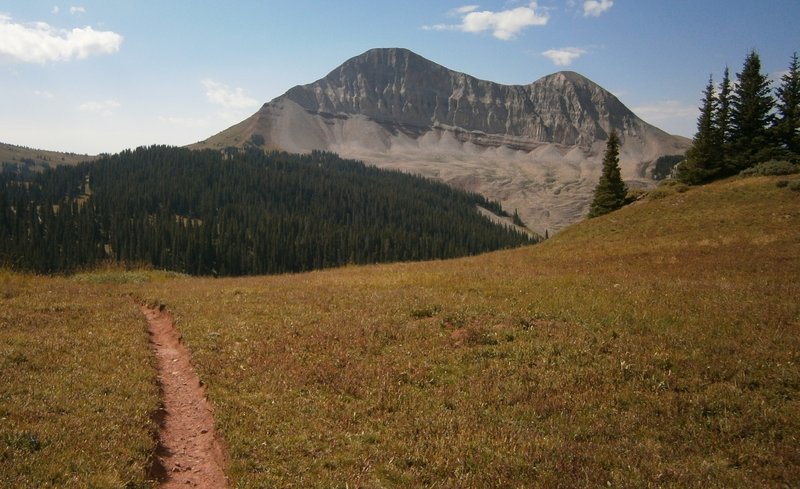 Looking south at Engineer Mountain from the EMT.