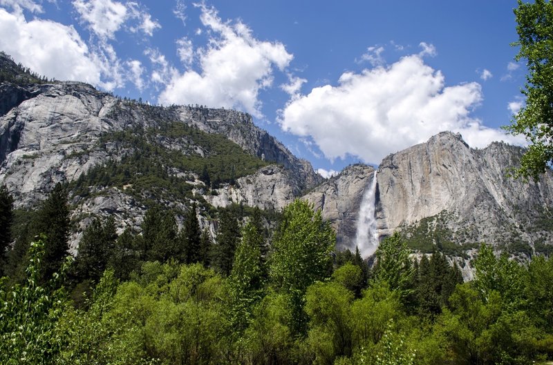 Bridalveil Falls.