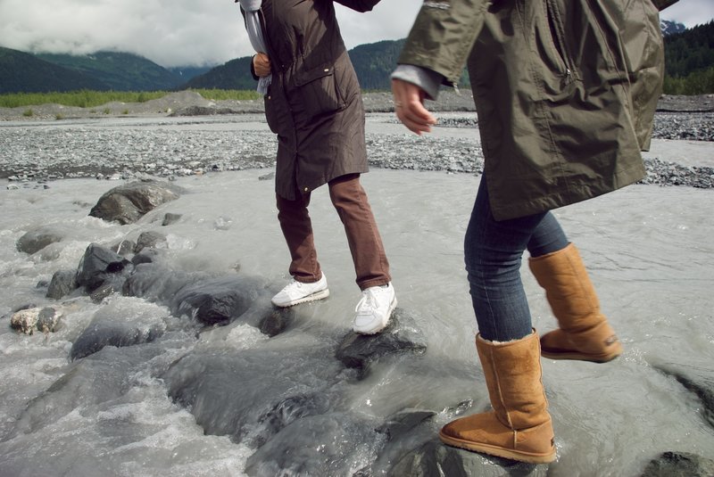 Crossing the outwash toward the Toe.