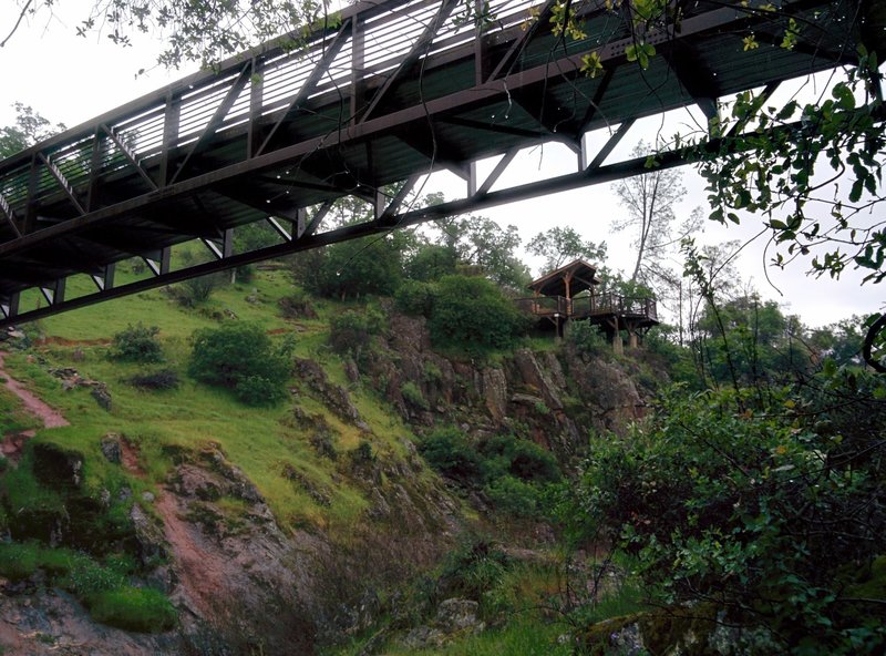 Viewing deck with an awning past Canyon View Bridge.