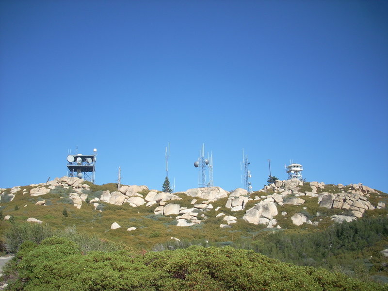 Keller Peak Lookout. with permission from aliandjgohiking