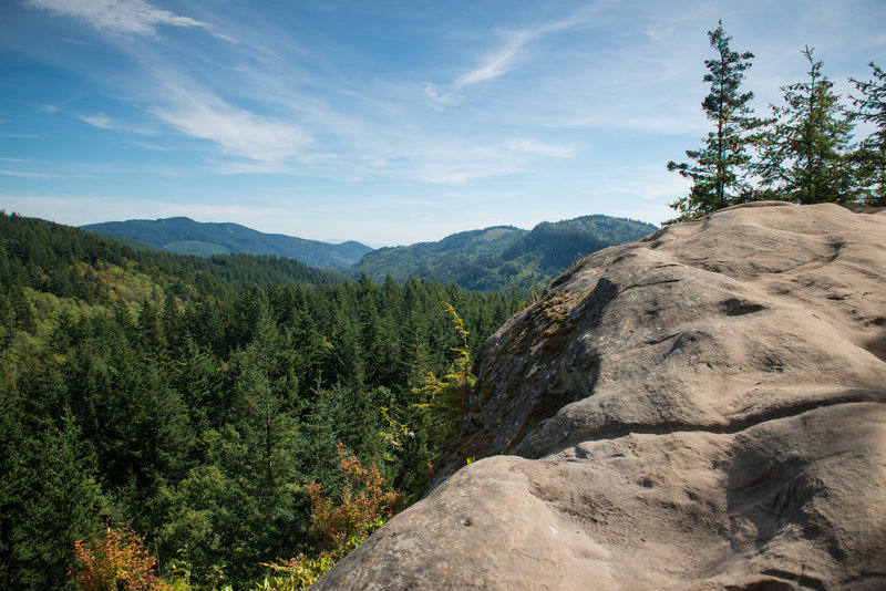 Raptor Ridge Lookout.