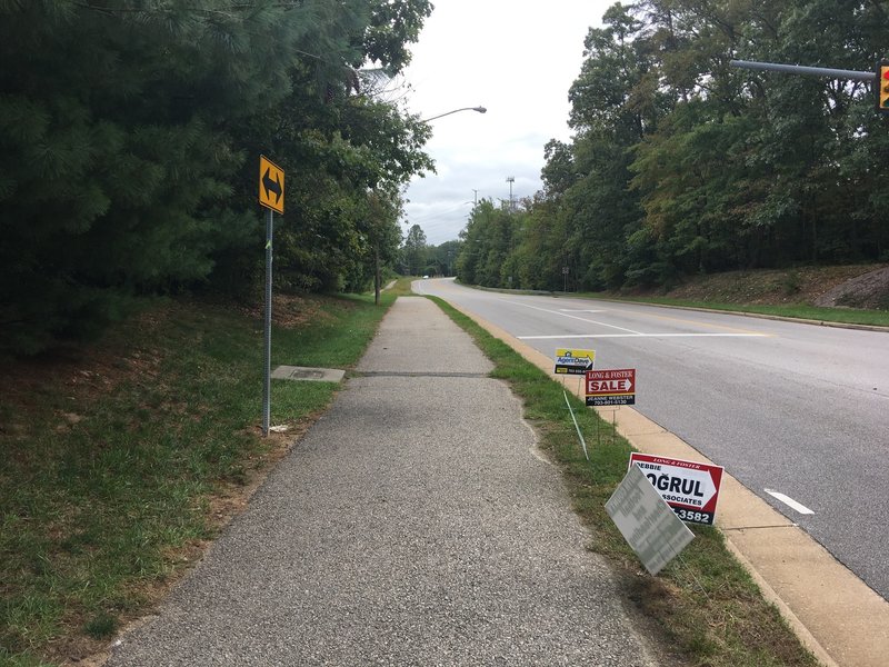 Doubletrack paved trail running southeast alongside Pohick Road.