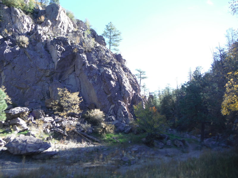 This is the narrow rendija or "aperture" through which Rendija Canyon flows.