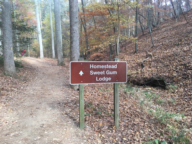 Sign to The Lodge at start of the trail.