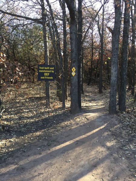 The yellow trailhead - 3 miles to go!