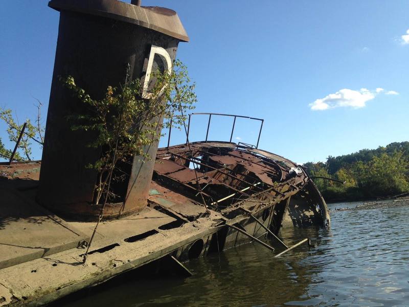 Captain D (not a tugboat, but a shifter) lays in the graveyard area of the Dutch Gap Conservation Area.