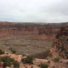 The Alcove Spring Trail affords visitors scenic views of the canyon before they descend nearly 1000 feet to its floor.