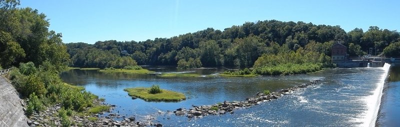 Dam 5 offers some interesting scenery along the Potomac River.