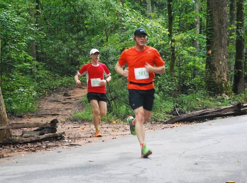 On the 7K GTC Trail, expect to make a road crossing before reaching the singletrack climbing.