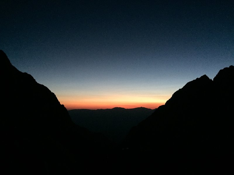 Day breaks four hours from the start on the Mount Whitney Trail.