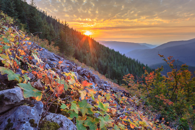 Mirror Lake Trail is colorful in fall and offers great views. Photo by Justin Watts.