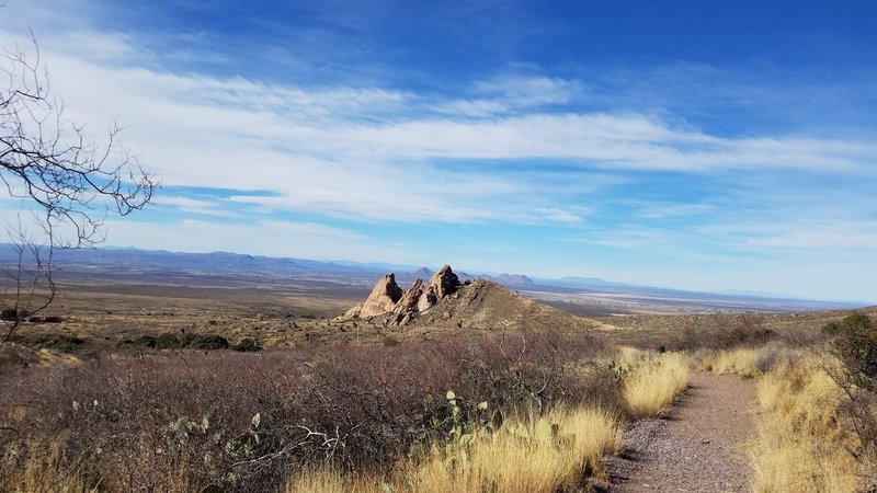 The Crawford Trail offers beautiful views looking toward La Cueva Rocks.