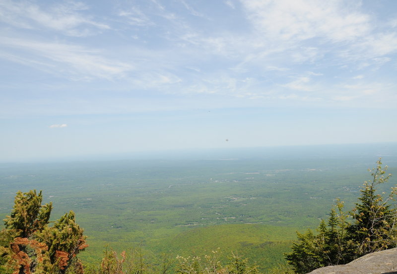 As the view east from Blackhead Mountain shows, New York gets flat fast east of the Catskills!