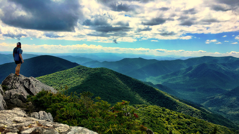 The summit of Blue Ridge Pinnacle looks out over the Craggies and Graybeard.