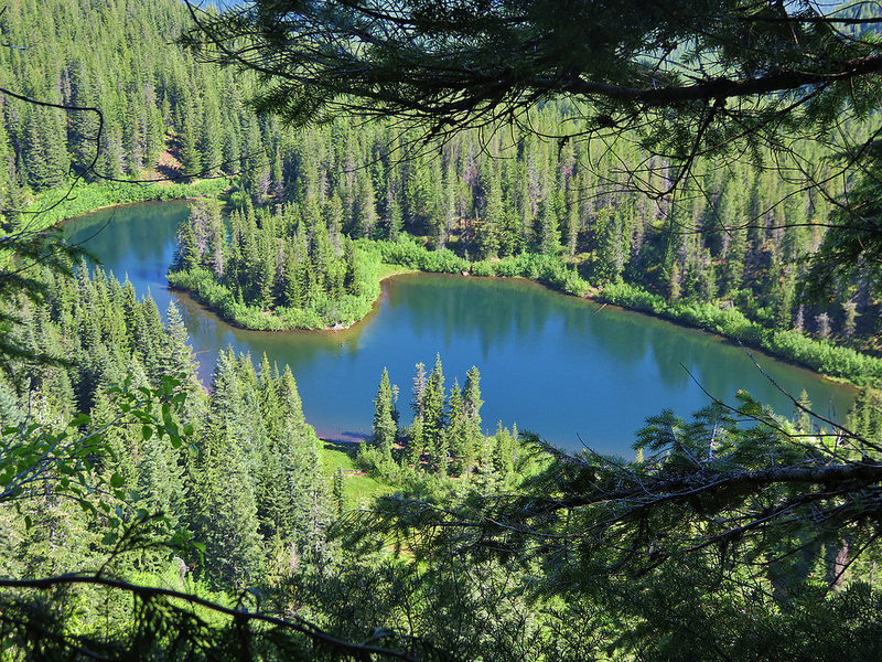 The Zigzag Mountain Trail #775 offers a beautiful view looking down onto Cast Lake. Photo by Yunkette.