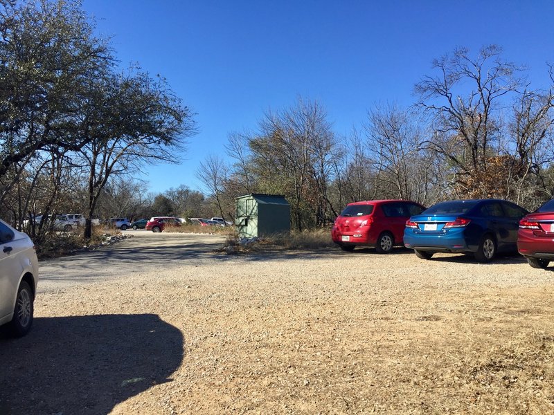 There's ample parking at the trailhead for the Prairie Trail and Caprock Trail.