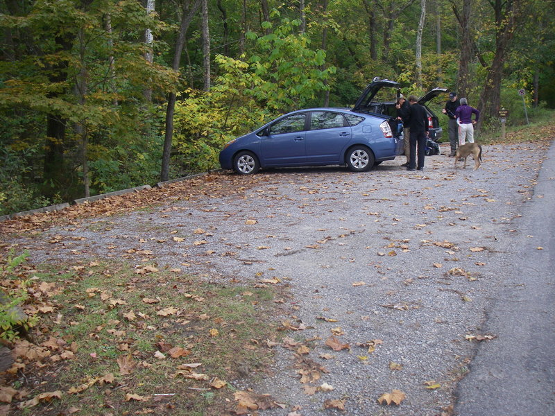 Parking is sufficient at the Belfast Trailhead.