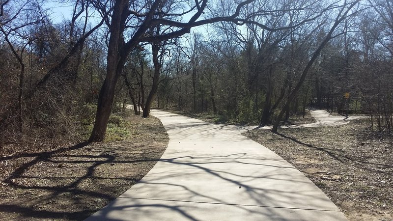 This is the trail from the parking area just before the fork.